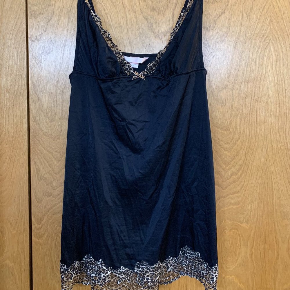 Victoria's Secret "Very Sexy" Size L Slip